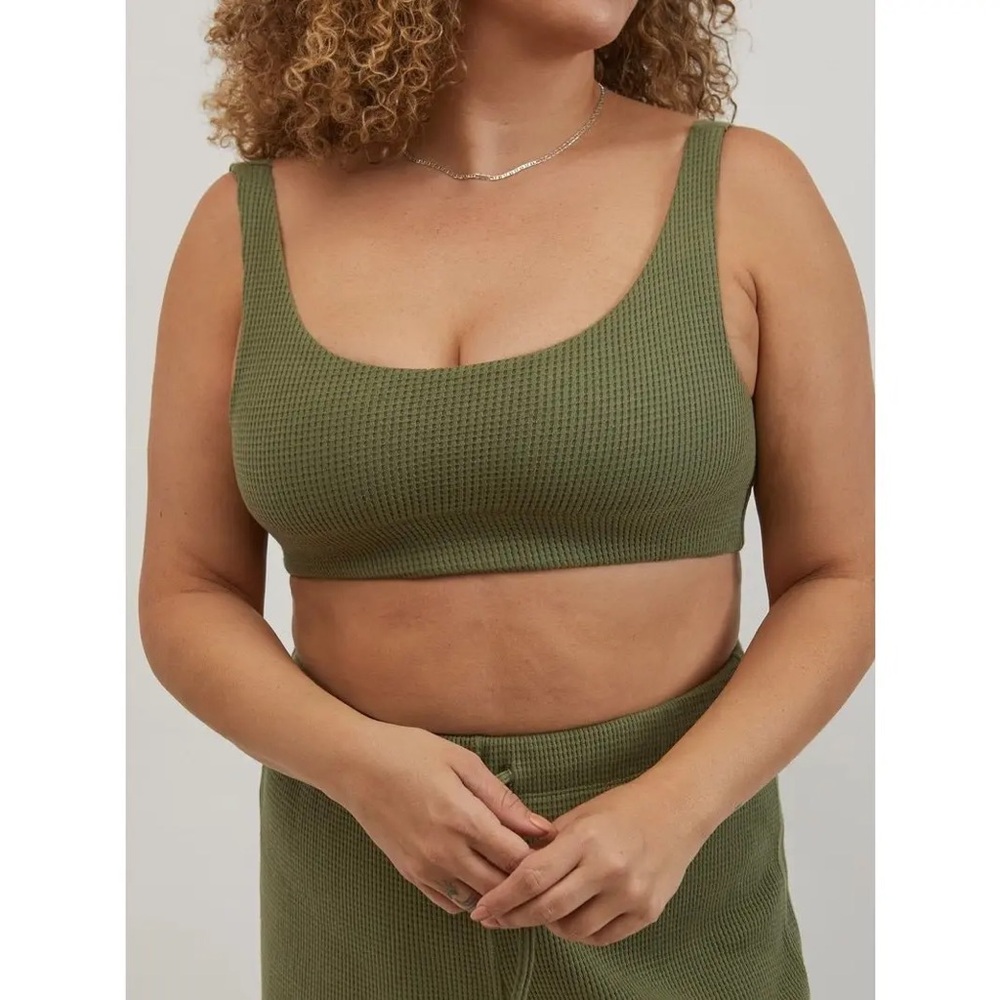 Donni The Thermal Waffle Bra in Sage Green, size Medium